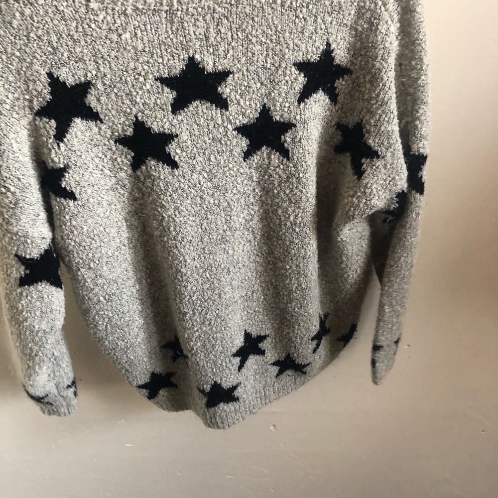 Star Sweater - Picture 2 of 2